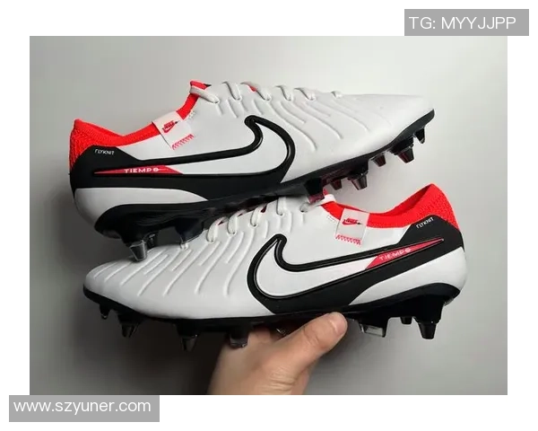 球星足球鞋破损怎么办 专家教你如何应对急救与修复技巧